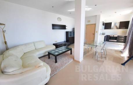 Luxury home with a pool and beach access - Photo 12