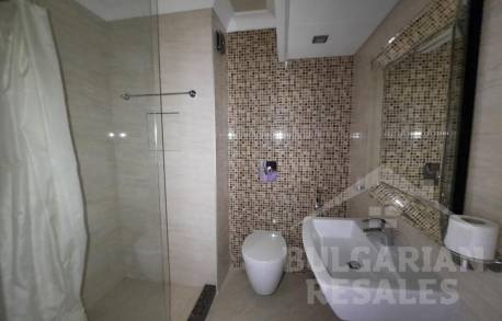 Апартамент с панорамой к морю в комплексе Bulgarian Rose Garden - Фото12