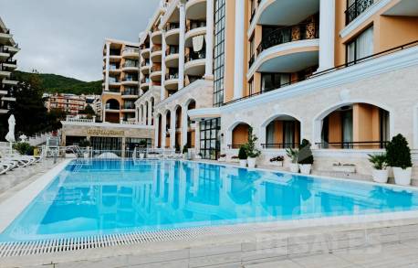 Пентхаус с три спални и огромна панорамна тераса - Снимка 21