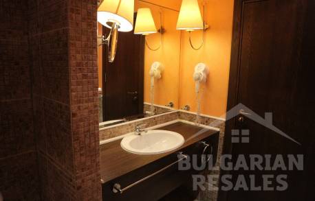 Элитная трехкомнатная квартира у моря в Болгарии - Фото15