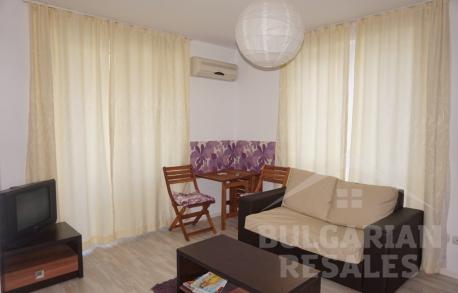 Апартамент в Rainbow 4 - Снимка 7