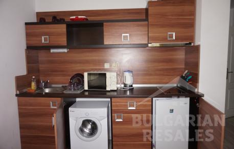 Апартамент в Rainbow 4 - Снимка 10