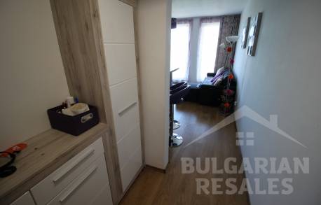 Страхотен апартамент в Sunny View Central - Снимка 2