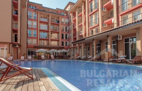 Страхотен апартамент в Sunny View Central - Снимка 13