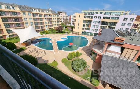 Апартамент в районе какао бич с видом на бассейн - Фото 1