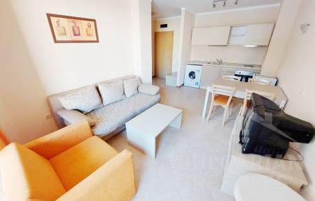 Стабильная инвестиция в красивом комплексе Royal Sun близко к берегу - Фото7