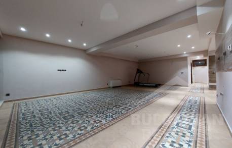 Къща с басейн в елитно вилно селище в България - Снимка 18