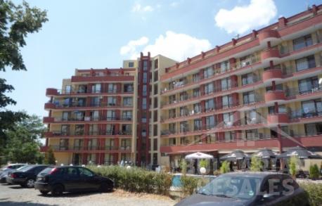 Ashton Hall  - Фото1