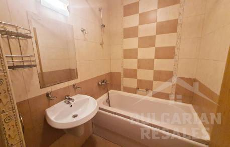 Прекрасный вид на бассейни  территорию комплекс Royal Sun - Фото9