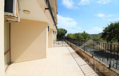 Просторен апартамент в комплекс Luxor - Снимка 11