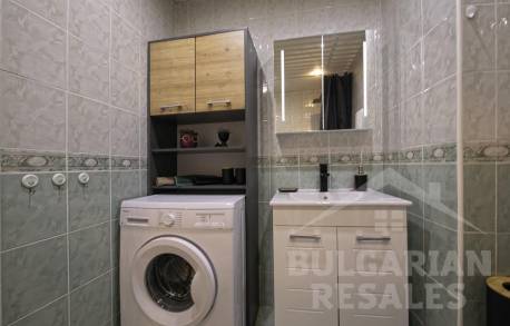 Апартамент с модерен интериор в „Sun City“ - Снимка 15