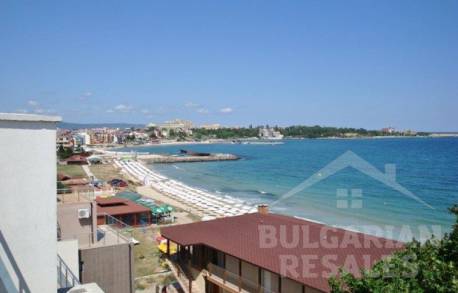 Výhľad na more, moderná rekonštrukcia, 2 spálne, komplex „Oasis“, Ravda - Фото24