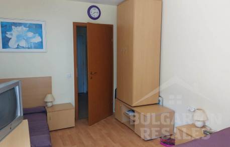 Prízemný byt s výhľadom na more v komplexe prvej línie - Фото18