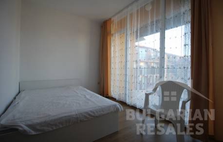 Apartment with a view of the pool in Sunny View South - Photo 7