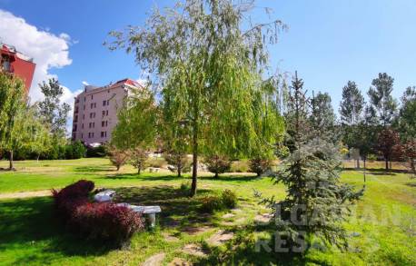 Уютен апартамент в луксозен комплекс - Снимка 13