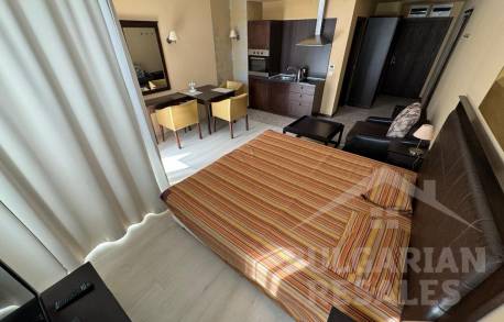 Studio z widokiem na basen w 5-gwiazdkowym kompleksie blisko plaży - Фото5