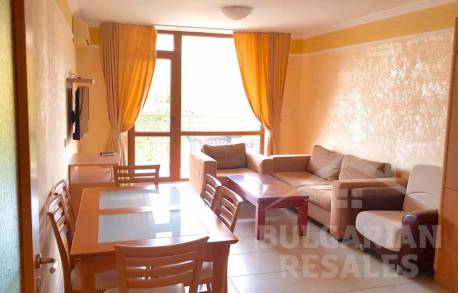 Трехкомнатная квартира с ремонтом в 200 метрах от пляжа - Фото1