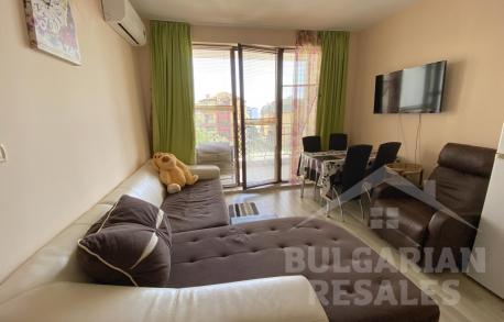 Апартамент в затворен комплекс на 150 м от плажа - Снимка 1