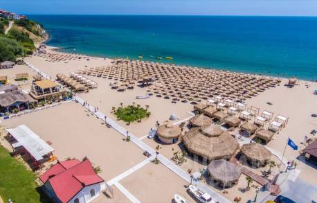 Панорамна гледка към морето, първа линия - Снимка 2