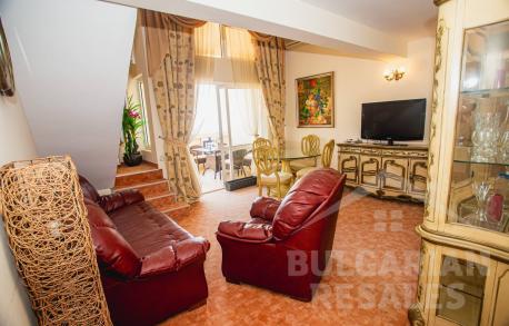 Mieszkanie typu duplex z panoramicznym widokiem na morze  - Фото2