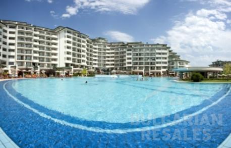 Emerald Beach Resort - Photo 3