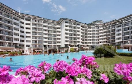 Emerald Beach Resort - Photo 4