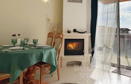 Вид на море! Апартамент с 2 спальнями и камином близко к пляжу, Свети Влас - Фото 3