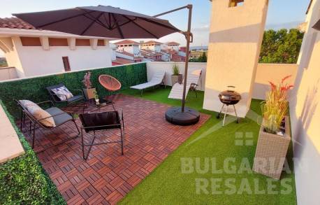 Penthouse with frontal sea view - Photo 4