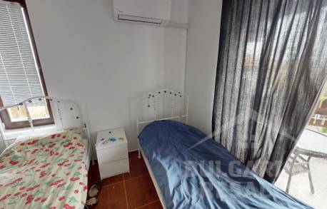 Двуетажен таунхаус с три спални за продажба в Кошарица - Снимка 8