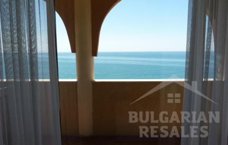 Byt s nádherným výhľadom na more v komplexe Atrium Beach - Фото1