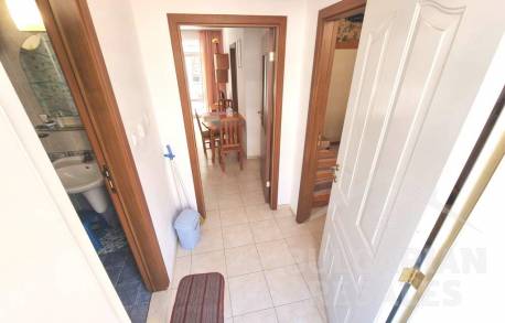 Компактная квартира с двумя спальнями в 450 метрах от пляжа - Фото3