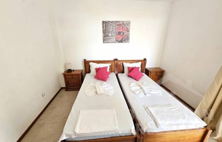 Побързайте! Най-добрата цена, вила с три спални! - Снимка 40