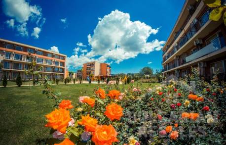 Уютно и светло студио в Orhid Fort Garden - Снимка 14