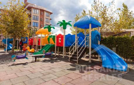 Студия для отдыха в комплексе с аквапарком, курорт Солнечный берег - Фото 14