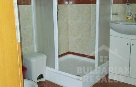 Невероятно красива гледка! Апартамент в непосредствена близост до плажа - Снимка 11