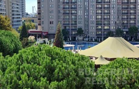 Апартаменты в люкс комплексе с видом на бассейн и море - Фото1