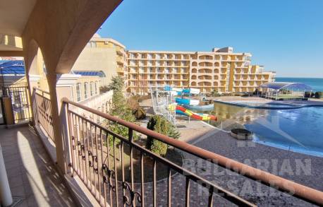 Апартамент на първа линия с изглед към морето  - Снимка 10