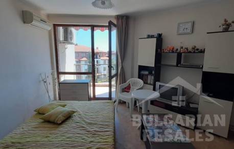 Апартамент с изглед към плувния басейн в комплекс Аполон - Снимка 4