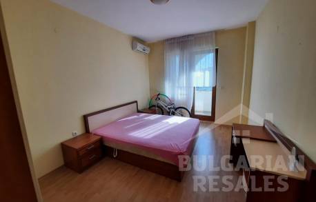 Property with a sea view surrounded by nature  - Photo 9