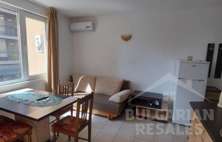 Apartment in the center of the resort for a good price - Photo 3