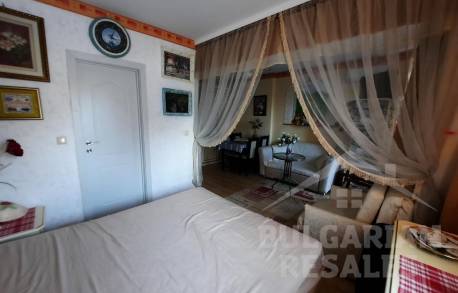 Студию на партере с видом на бассейн - Фото3