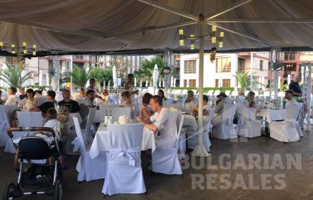 Студио с цел отдаване под наем в луксозен комплекс - Снимка 4