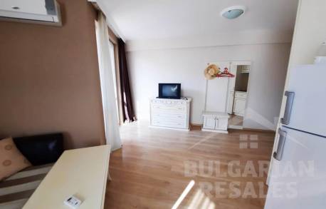 Большая студия в отличном районе у моря - Фото4