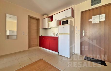 First line! One-bedroom apartment in the Premier Fort Beach complex - Photo 6