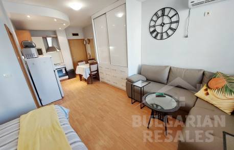 Супер инвестиция в луксозен недвижим имот на брега на морето - Снимка 9