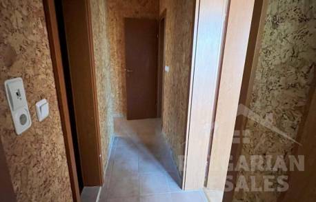 Apartment with a large terrace in a complex on the beach - Photo 6