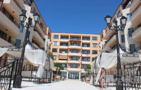 Properties on the first line in Ravda with low maintenance fee - Photo 12