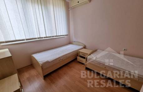 Квартира с большим балконом в комплексе на 1 линии - Фото10