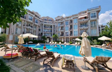 Квартира в комплексе с внутренним бассейном и сауной - Фото1