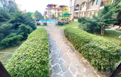 Апартамент с излаз на двора в Етъра 2 - Снимка 1